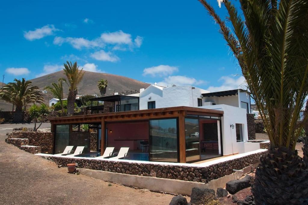 Casa Hugo Villa Tias Exterior photo